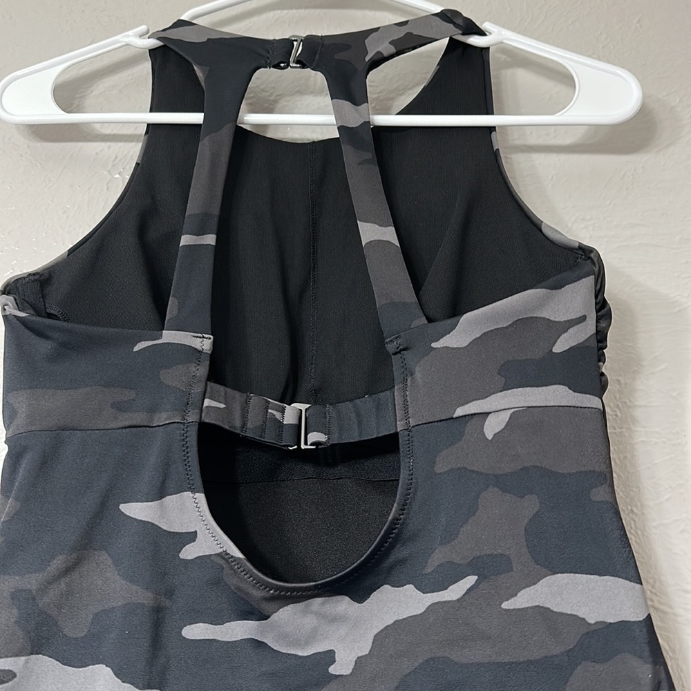 Athleta - Picture 4 of 5